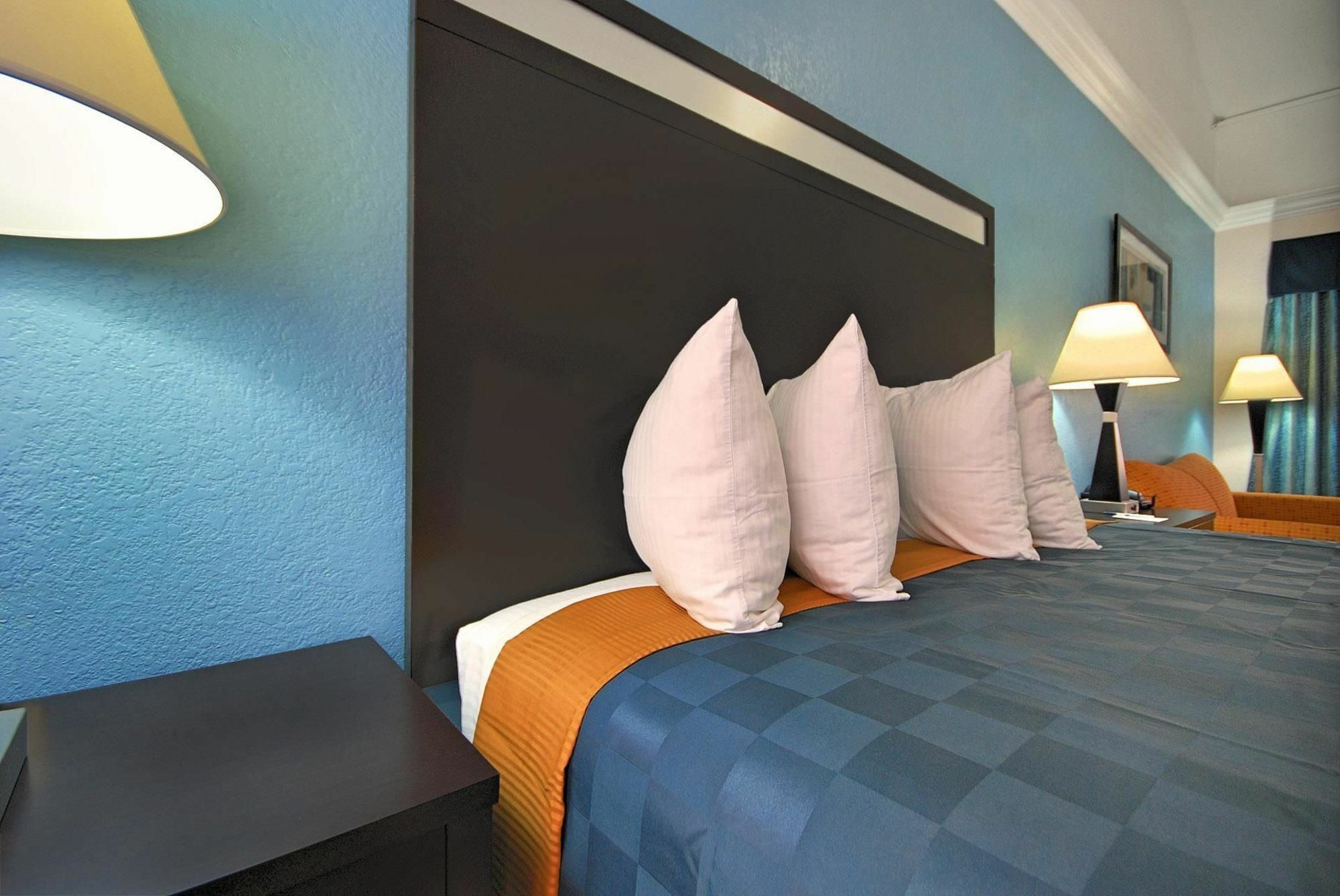 Americas Best Value Inn Sinton Exterior photo