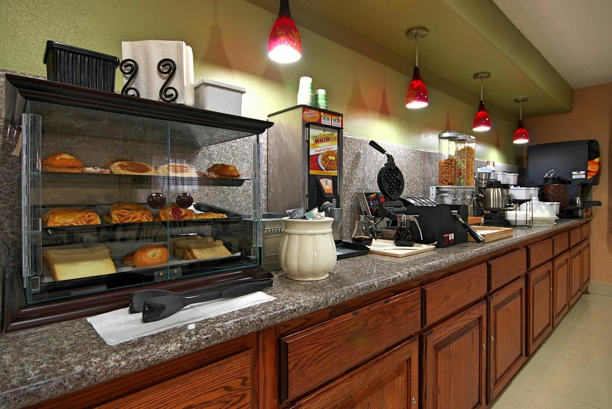Americas Best Value Inn Sinton Exterior photo